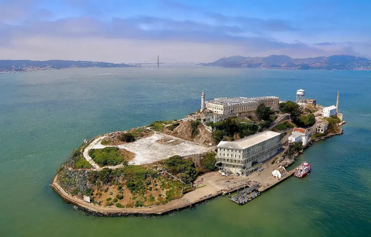 Insula Alcatraz (Alcatraz Island)