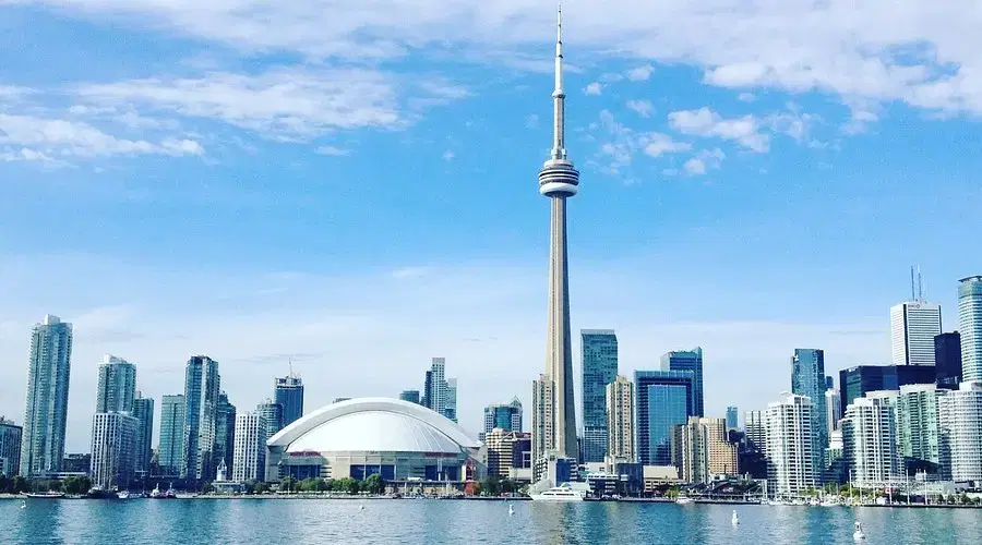 Turnul CN (CN Tower)